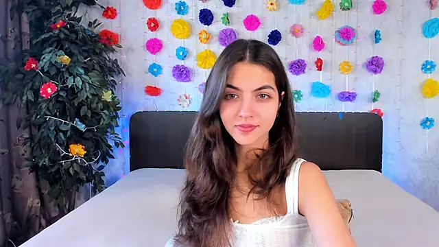 Snapshot of Milana_Crystal_ chatting on 03-07-25, 08:23 Milana Crystal online show from 03-07-25, 08:23