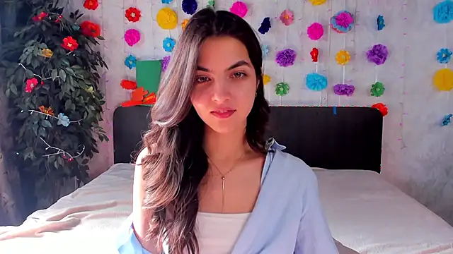 Snapshot of Milana_Crystal_ chatting on 03-18-25, 08:14 Milana Crystal online show from 03-18-25, 08:14