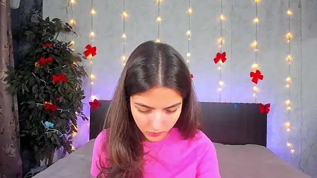 Milana Crystal  online show from 12-16-25, 08:08