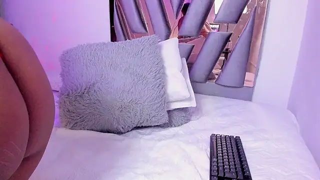 Snapshot of Danna_Ramiirez chatting on 01-17-25, 09:28 Danna Ramiirez online show from 01-17-25, 09:28