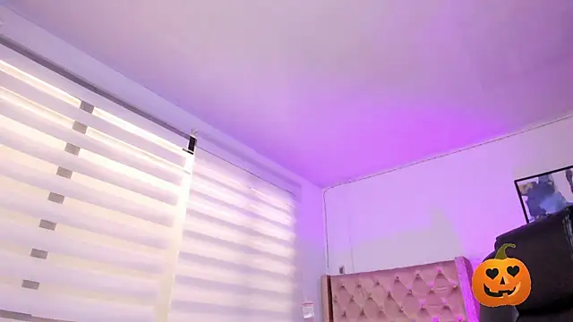 Snapshot of Danna_Ramiirez chatting on 10-11-25, 06:50 Danna Ramiirez online show from 10-11-25, 06:50