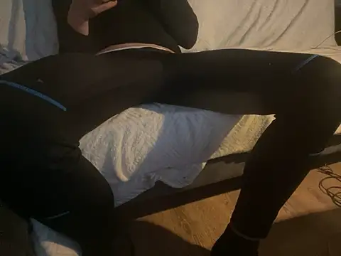 kiksnap-meistro5 online show from 02-27-25, 05:04