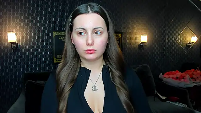 Snapshot of _extraterrestrial_ chatting on 10-07-25, 05:10  extraterrestrial  online show from 10-07-25, 05:10