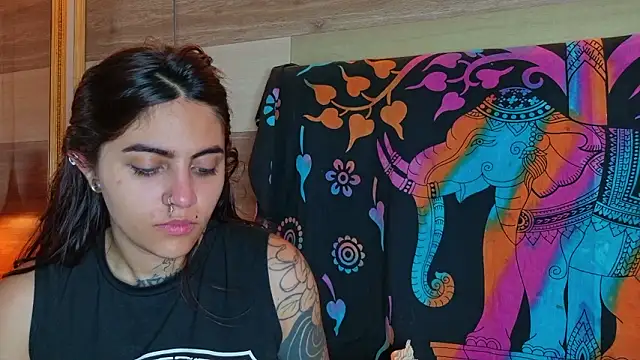 Snapshot of Cori_Paige chatting on 02-03-26, 04:10 Cori Paige online show from 02-03-26, 04:10