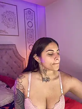 Snapshot of Cori_Paige chatting on 02-13-26, 04:30 Cori Paige online show from 02-13-26, 04:30