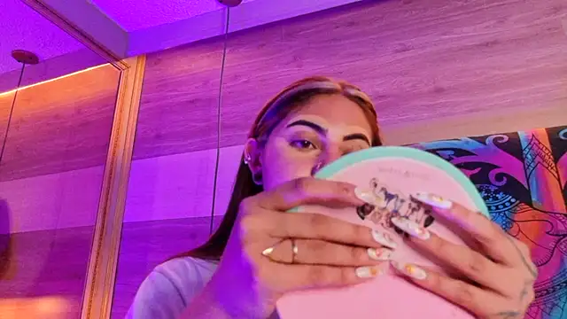 Snapshot of Cori_Paige chatting on 02-25-26, 03:49 Cori Paige online show from 02-25-26, 03:49