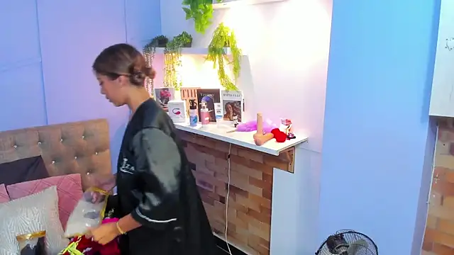 Georgina-coule online show from 01-09-25, 06:15