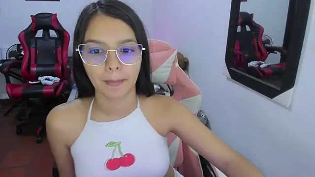 jessi and boy online show from 12-19-25, 11:12