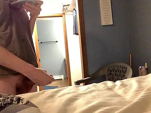 Hebrewhammers42 online show from 03-18-25, 04:04