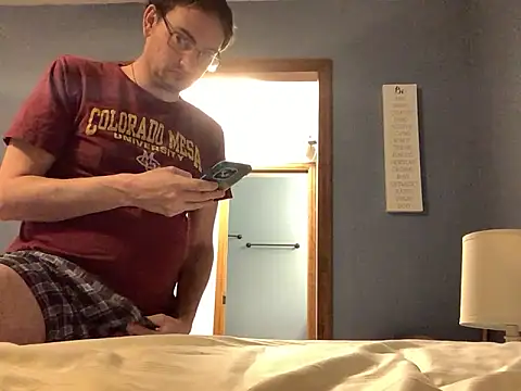 Hebrewhammers42 online show from 03-19-25, 03:30