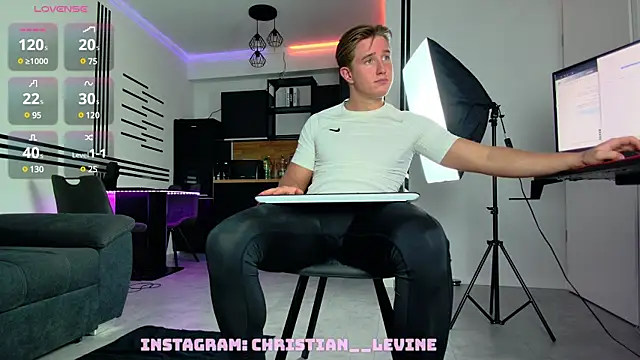 ChristianLevine  online show from 02-09-25, 06:58