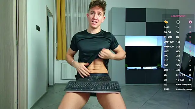 ChristianLevine  online show from 09-25-25, 07:06