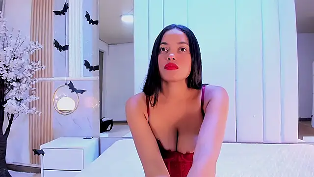 LiaObrien online show from 10-25-25, 03:18