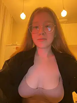 Eva Weyne online show from 01-06-25, 08:28