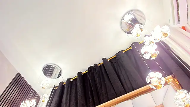 SarayRoyse online show from 03-21-25, 10:17