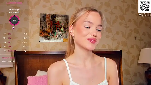 Snapshot of BlessKisss chatting on 12-08-24, 01:03 BlessKisss online show from 12-08-24, 01:03