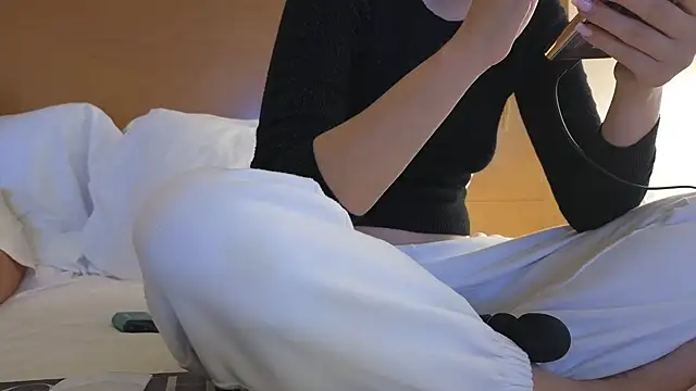 Mr-and-Mrs-Smith online show from 02-26-25, 02:36