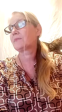 Snapshot of irinamaux chatting on 02-04-25, 02:53 irinamaux online show from 02-04-25, 02:53