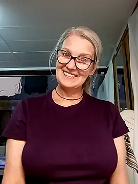 irinamaux online show from 10-22-25, 06:18