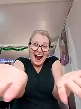 irinamaux online show from 12-02-25, 09:58