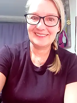 irinamaux online show from 03-01-26, 06:15