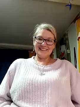 irinamaux online show from 05-29-26, 04:43