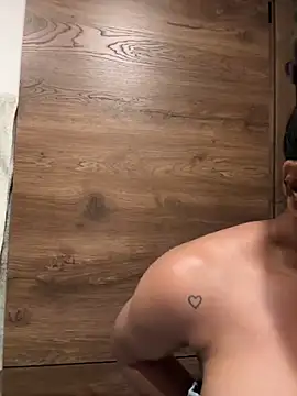 Snapshot of Brunettexio chatting on 02-09-25, 02:49 Brunettexio online show from 02-09-25, 02:49