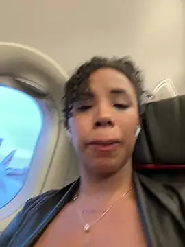 Snapshot of Brunettexio chatting on 03-14-25, 11:12 Brunettexio online show from 03-14-25, 11:12