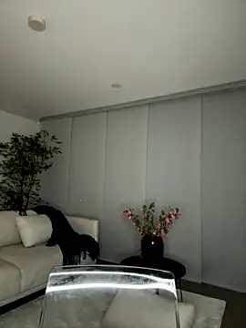 Snapshot of Brunettexio chatting on 09-27-25, 01:21 Brunettexio online show from 09-27-25, 01:21