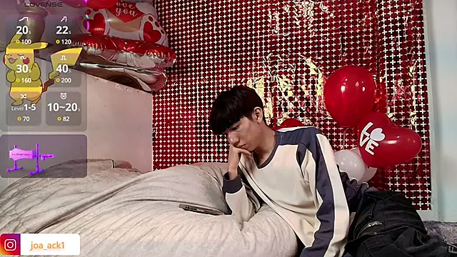 Levii Ackermann online show from 02-11-25, 10:18