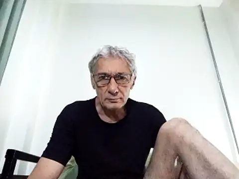 Snapshot of BIGUNCUTHARDCOCK chatting on 03-12-25, 05:24 BIGUNCUTHARDCOCK online show from 03-12-25, 05:24