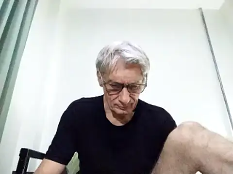 Snapshot of BIGUNCUTHARDCOCK chatting on 03-20-25, 11:05 BIGUNCUTHARDCOCK online show from 03-20-25, 11:05