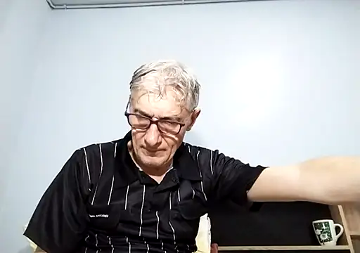 Snapshot of BIGUNCUTHARDCOCK chatting on 09-12-25, 01:38 BIGUNCUTHARDCOCK online show from 09-12-25, 01:38