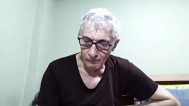 Snapshot of BIGUNCUTHARDCOCK chatting on 11-03-25, 02:51 BIGUNCUTHARDCOCK online show from 11-03-25, 02:51