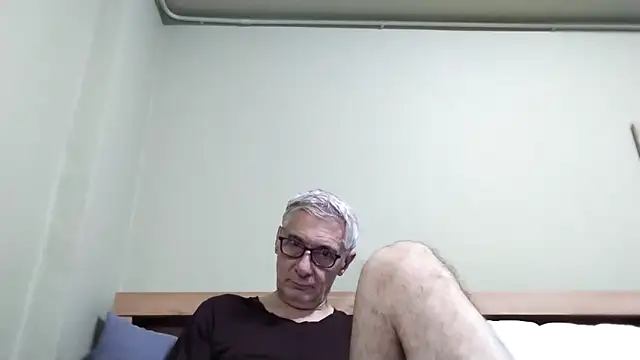 Snapshot of BIGUNCUTHARDCOCK chatting on 11-07-25, 01:05 BIGUNCUTHARDCOCK online show from 11-07-25, 01:05