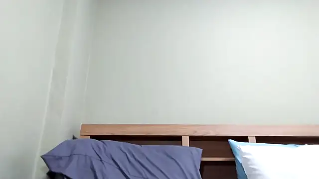 Snapshot of BIGUNCUTHARDCOCK chatting on 11-12-25, 01:44 BIGUNCUTHARDCOCK online show from 11-12-25, 01:44