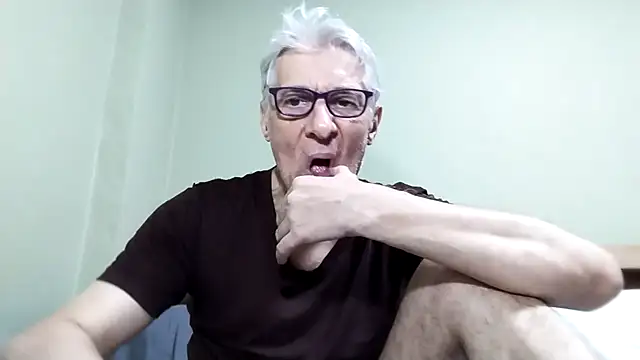 Snapshot of BIGUNCUTHARDCOCK chatting on 11-19-25, 11:54 BIGUNCUTHARDCOCK online show from 11-19-25, 11:54