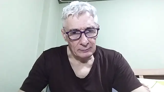 Snapshot of BIGUNCUTHARDCOCK chatting on 12-02-25, 11:15 BIGUNCUTHARDCOCK online show from 12-02-25, 11:15