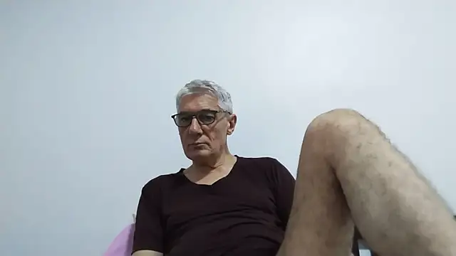 Snapshot of BIGUNCUTHARDCOCK chatting on 06-15-26, 12:13 BIGUNCUTHARDCOCK online show from 06-15-26, 12:13