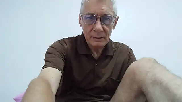 Snapshot of BIGUNCUTHARDCOCK chatting on 06-30-26, 12:22 BIGUNCUTHARDCOCK online show from 06-30-26, 12:22