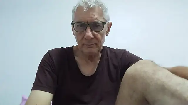 Snapshot of BIGUNCUTHARDCOCK chatting on 07-04-26, 11:44 BIGUNCUTHARDCOCK online show from 07-04-26, 11:44
