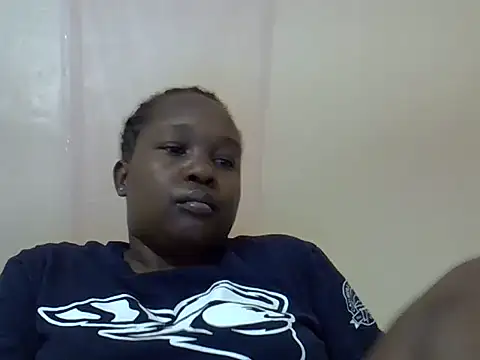 Snapshot of Giannah01 chatting on 07-17-26, 12:39 Giannah01 online show from 07-17-26, 12:39