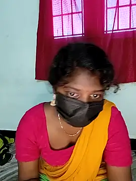 Snapshot of tamilachi4u chatting on 12-25-24, 11:11 tamilachi4u online show from 12-25-24, 11:11