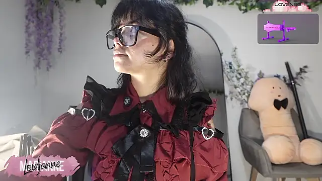 Snapshot of loIijanne chatting on 02-22-26, 11:36 loIijanne online show from 02-22-26, 11:36