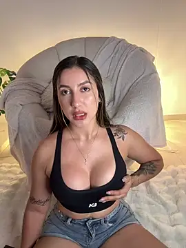 Snapshot of Sarapalmer1 chatting on 02-17-25, 11:20 Sarapalmer1 online show from 02-17-25, 11:20