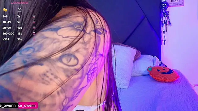 Aliceowenn online show from 11-01-25, 09:06