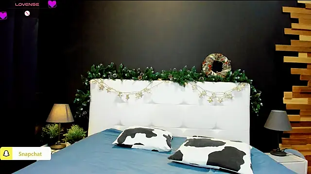 Julianna Jami online show from 12-12-24, 09:37