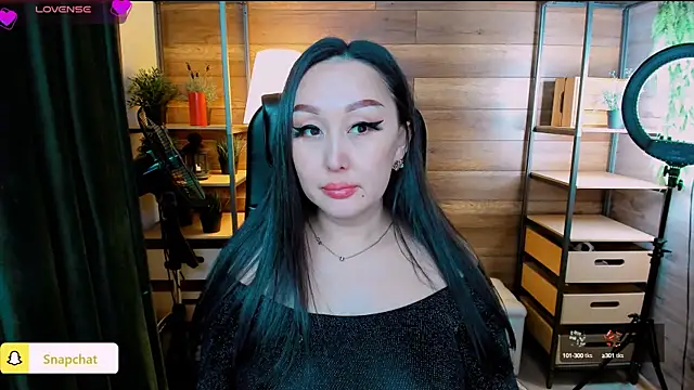 Julianna Jami online show from 02-08-25, 11:44