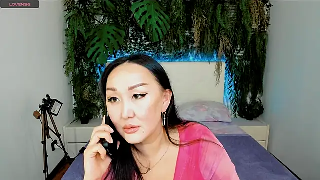 Julianna Jami online show from 11-09-25, 02:59