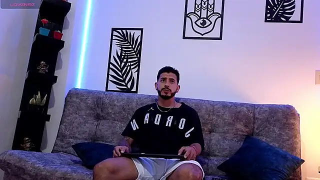 Snapshot of Bruno_Mattos chatting on 12-18-24, 12:43 Bruno Mattos online show from 12-18-24, 12:43